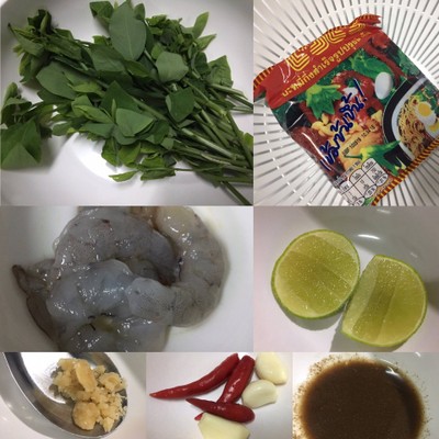 วิธีทำ ยำมาม่าผักหวานกุ้งสด วิธีทำ ยำมาม่าผักหวานกุ้งสด