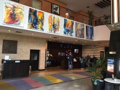 โรงแรมพินนาเคิล