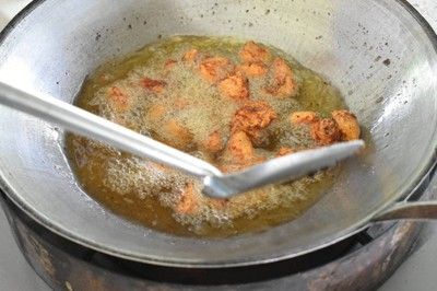 วิธีทำ ไก่ผัดเม็ดมะม่วงหิมพานต์