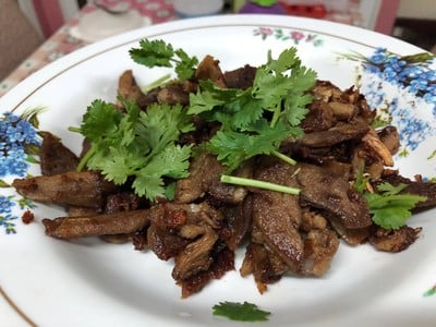 เป็ดผัดกระเทียม