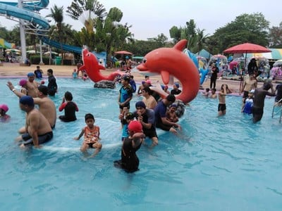 บรรยากาศ สวนน้ำโคราชทะเลอีสาน
