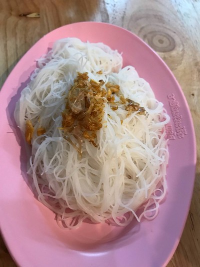 หมี่ขาวลวก