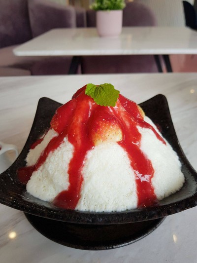 Strawberry Cheese Cake Kakigori