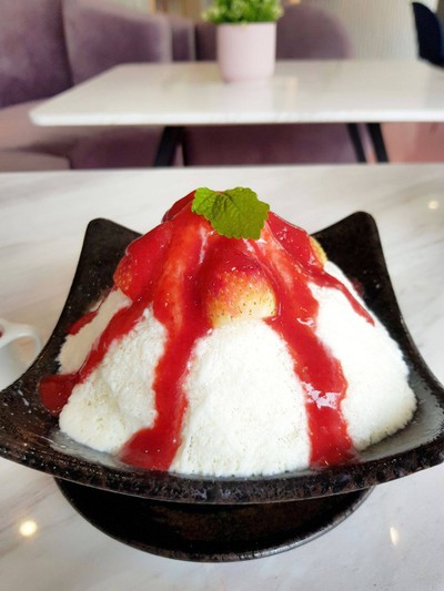 Strawberry Cheese Cake Kakigori