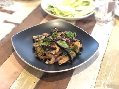 น้ำตกหมู