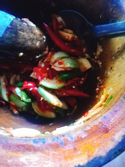 วิธีทำ ส้มตำหมึกสาย วิธีทำ ส้มตำหมึกสาย