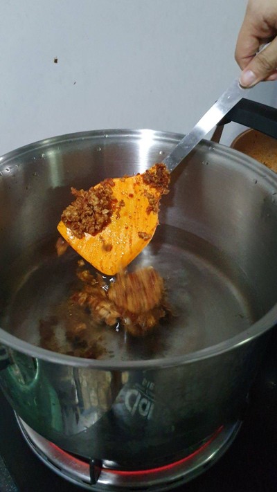 วิธีทำ วุ้นเส้นน้ำเงี้ยวสูตรคนกรุง