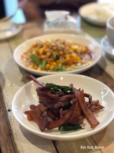 หมูแดดเดียว