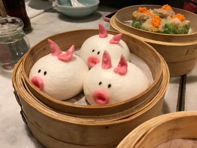 ซาลาเปาหมูแดง