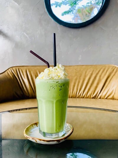 ชาเขียว มัทฉะปั่น วิปปิ้งครีม