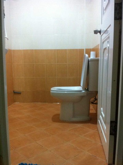 เด็กใต้คนเดียว . . . หนีเที่ยวเกาะล้าน (2วัน 1คืน)