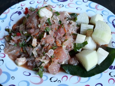 ยำส้มโอน้ำปู