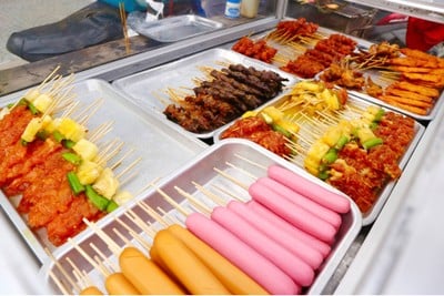 บาร์บีคิว ไก่ย่าง เครื่องใน ไส้กรอก