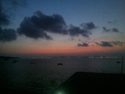 เด็กใต้คนเดียว . . . หนีเที่ยวเกาะล้าน (2วัน 1คืน)