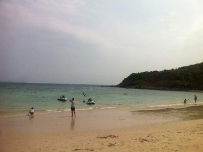 เด็กใต้คนเดียว . . . หนีเที่ยวเกาะล้าน (2วัน 1คืน)