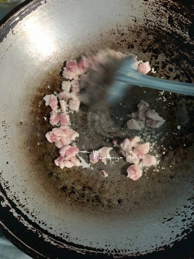 วิธีทำ ผัดผักกาดดอง วิธีทำ ผัดผักกาดดอง