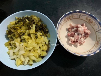 วิธีทำ ผัดผักกาดดอง วิธีทำ ผัดผักกาดดอง