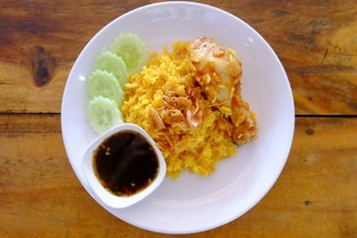 บ้านข้าวหมกไก่เทเวศน์ เลียบด่วน-รามอินทรา บ้านข้าวหมกไก่เทเวศน์ เลียบด่วน-รามอินทรา