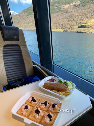 take awayอาหาร มาทานบนเรือคะ ^^😋😋