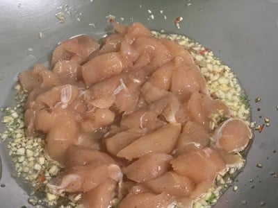 วิธีทำ ผักแขนงผัดไก่