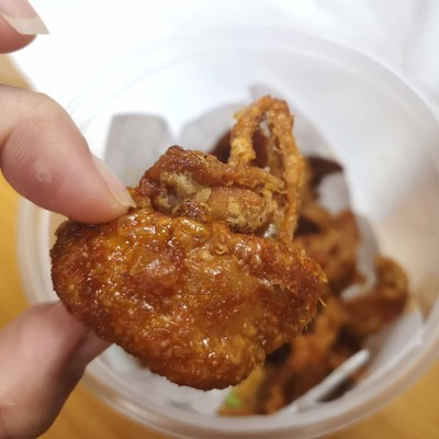 หนังไก่ทอดบอนชอน