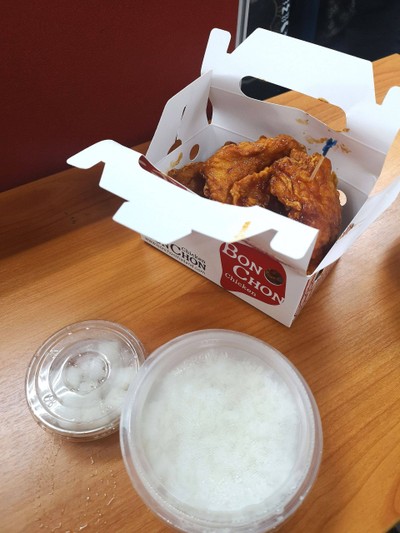 ไก่ไม่มีกระดูกซอสเผ็ด