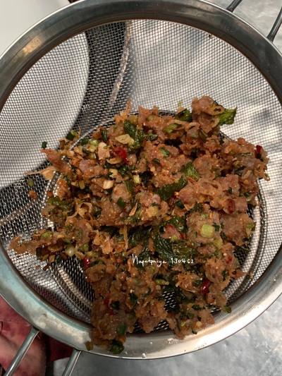 วิธีทำ ลาบหมูทอดกรอบ