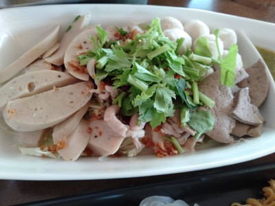 อาหาร หรือ เครื่องดื่ม