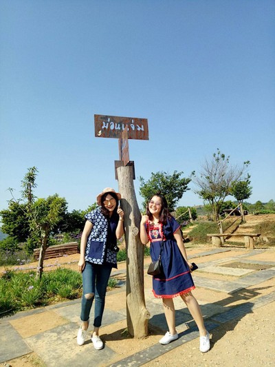 นั่งจากที่พักถึงม่อนแจ่มประมาณ 1 ชั่วโมง 