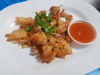ไก่ทอดกระเทียม