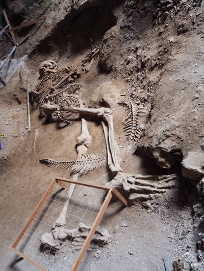 รีวิว เขาขนาบน้ำ - สถานที่เหมาะกับการเดินเขาหาที่ถ่ายรูป