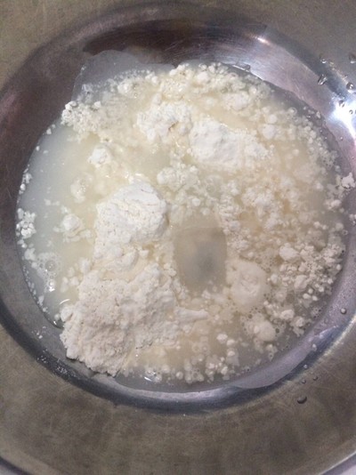 วิธีทำ “ยำผักบุ้งกรอบ"