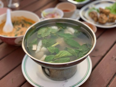 ต้มยำโป๊ะแตก