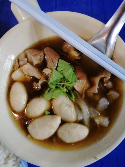 หมูตุ๋นเยาวราช