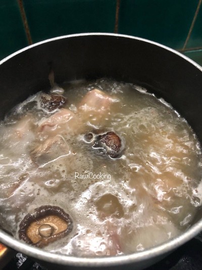 วิธีทำ ข้าวต้มกระดูกหมู วิธีทำ ข้าวต้มกระดูกหมู