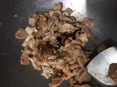 วิธีทำ หง่าส่าวหมัง(ไก่ผัดซีอิ๋ว) แบบเวียดนาม วิธีทำ หง่าส่าวหมัง(ไก่ผัดซีอิ๋ว) แบบเวียดนาม