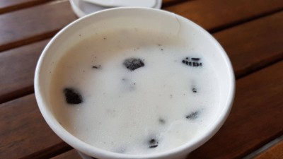 อาหาร หรือ เครื่องดื่ม