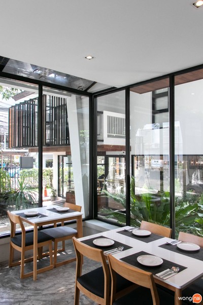 Plaagut สาทร ซอย 10