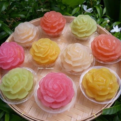 ขนมช่อผกากรอง