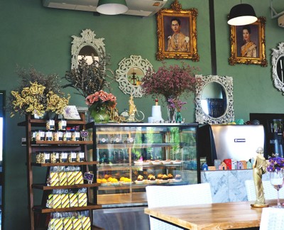 ภายในร้านจะเป็นห้องแอร์