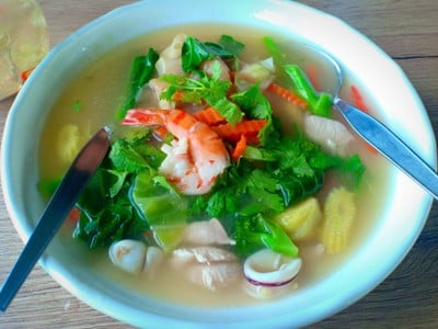 อาหาร หรือ เครื่องดื่ม