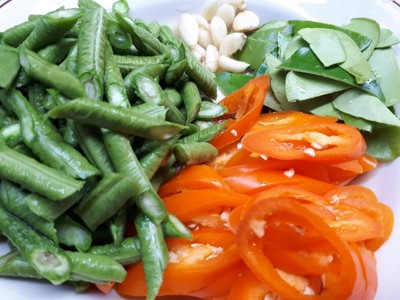 ปูผัดพริกเหลือง