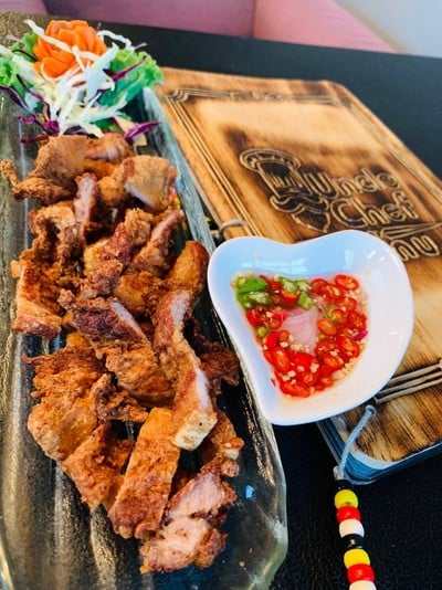 หมูสามชั้นทอดน้ำปลา