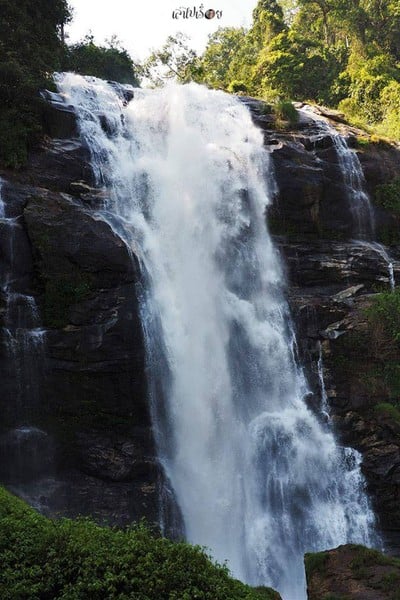 น้ำตกที่แอบซ่อนตัวอยู่ในดอยอินทนนท์