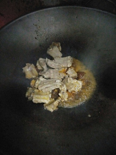 วิธีทำ ซี่โครงหมูผัดเผ็ด