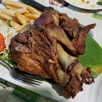 อาหาร หรือ เครื่องดื่ม