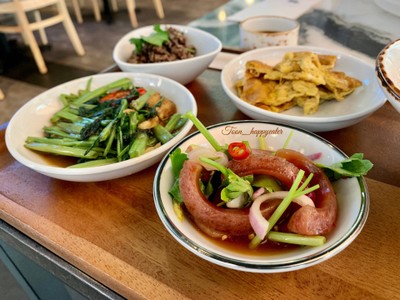 THE COFFEE CLUB - Mahatun Plaza เพลินจิต THE COFFEE CLUB - Mahatun Plaza เพลินจิต