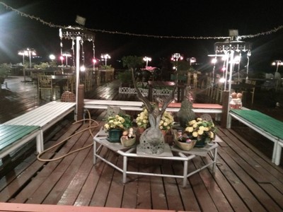 ลานต้อนรับด้านหน้า