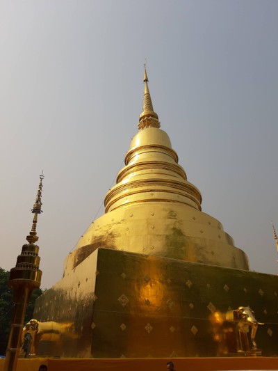 สีท่องอร่าม