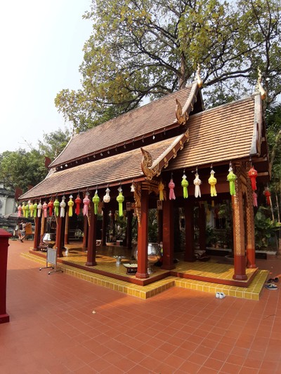 ที่นั่งพักสงบจิตใจมองวิวได้สวยงามมาก